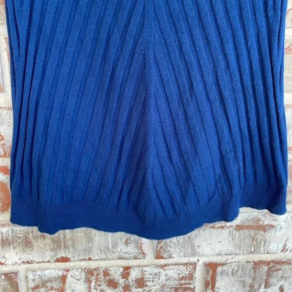 Lane Bryant Navy Ribbed Sleeveless Mock Sweater - Picture 3 of 8